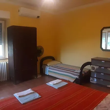 Due In Casa Vitiolo Montemaggio