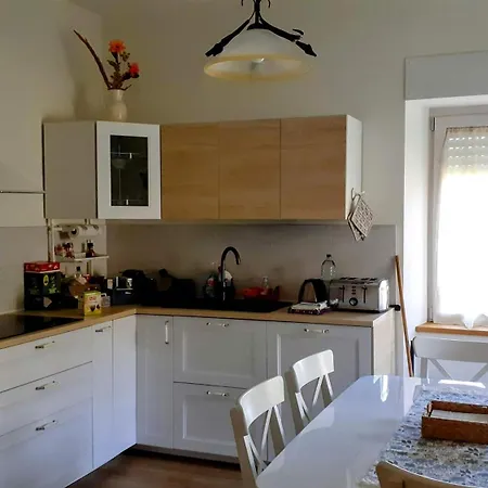 Due In Casa Vitiolo Montemaggio