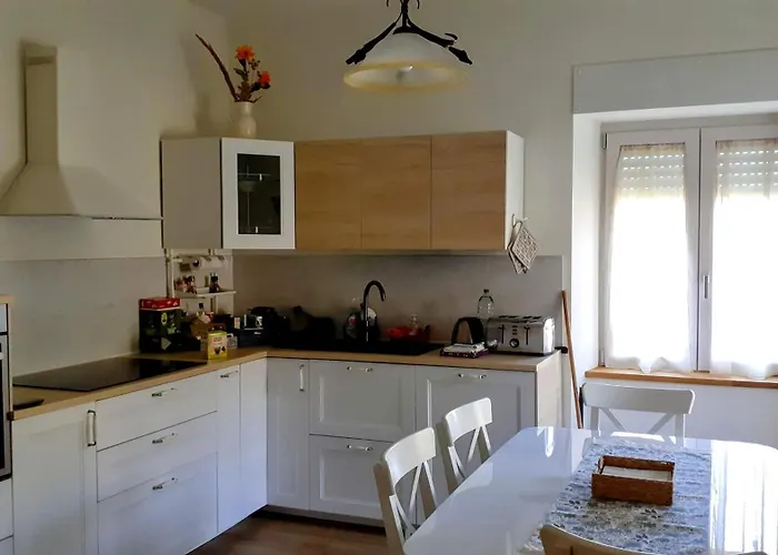 Due In Casa Vitiolo Montemaggio